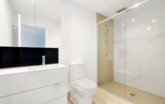 Photo Bathroom layout