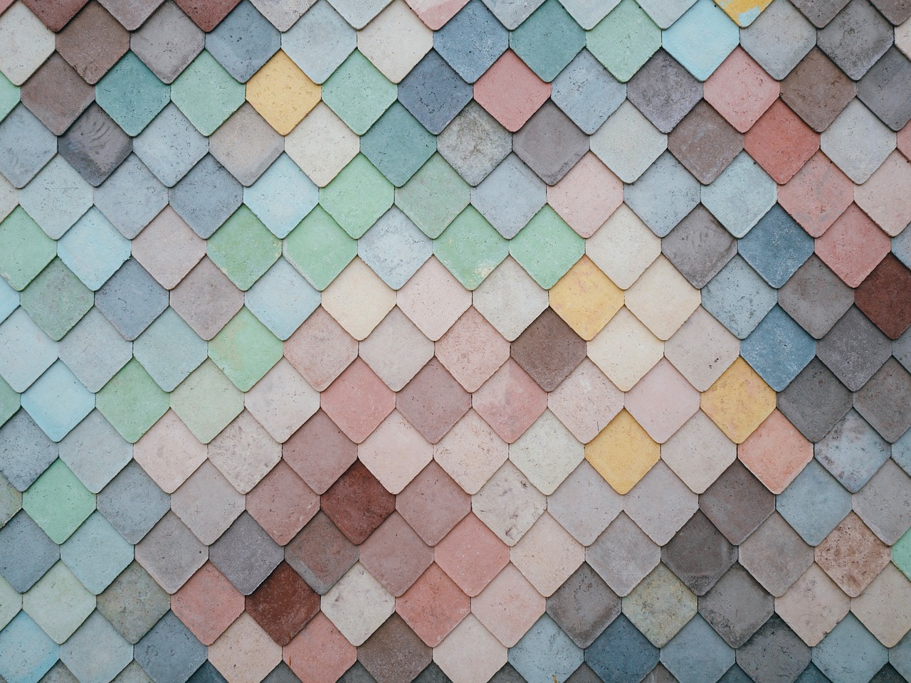 Stijlvolle plafonddecoraties met geometrische vormen. Stijlvolle plafonddecoraties met geometrische vormen.