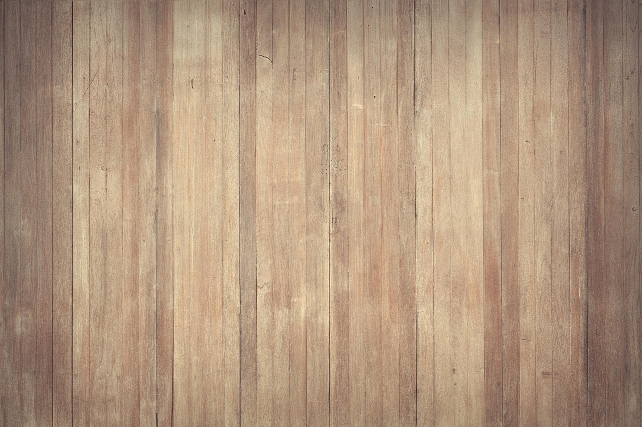 Stijlvolle terrazzo vloer in minimalistisch interieur.