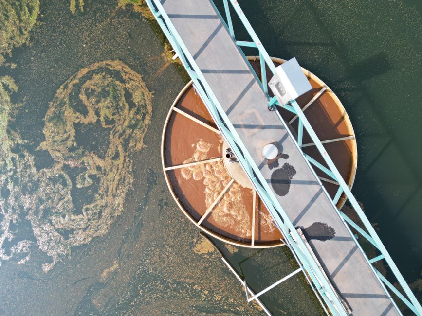 Keuken met energie-efficiënte waterherbruiktechnologie.